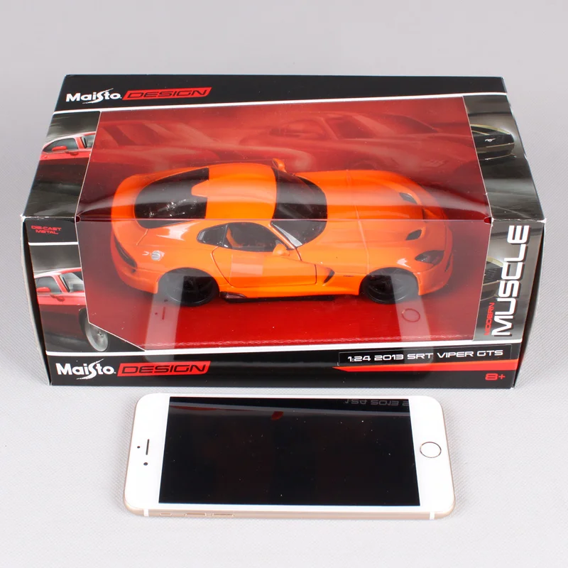 Автомобиль Maisto 1:24 2013 srt viper gts оранжевая Модель литья под давлением роскошный