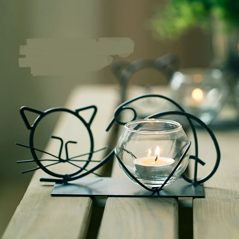 

Retro Candlestick Wrought Iron Cat Candle Holders Furnishing Valentine's Day Candlelight Glass Holders Dinner Decorations