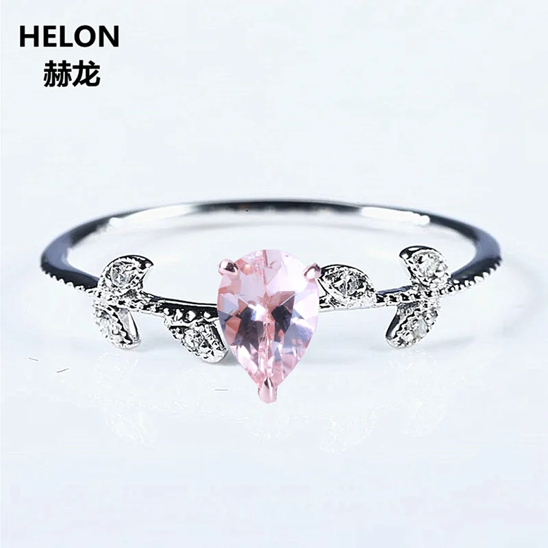 

Кольцо из розового золота с натуральными бриллиантами, 5 х7 мм, 0,5 карата