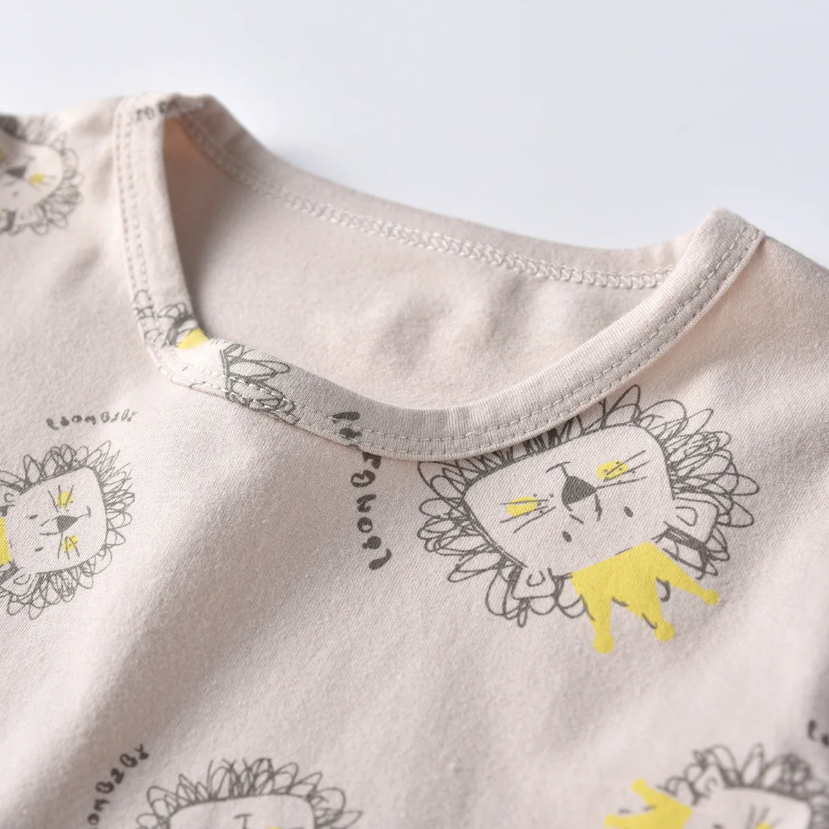 Europe children in the household to take shu wool grinding mullah frame printed cotton suit covered lion pajamas two-piece | Детская