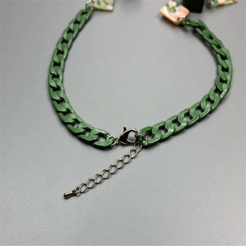 Женское квадратное ожерелье с подвеской в форме ромба элегантное зеленого цвета