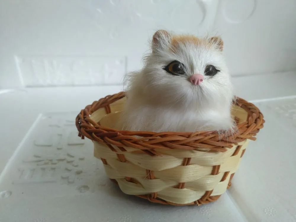 Модель белого мини-Кота 8x5x8 см с корзиной из полиэтилена и искусственной кожи, игрушка a2352