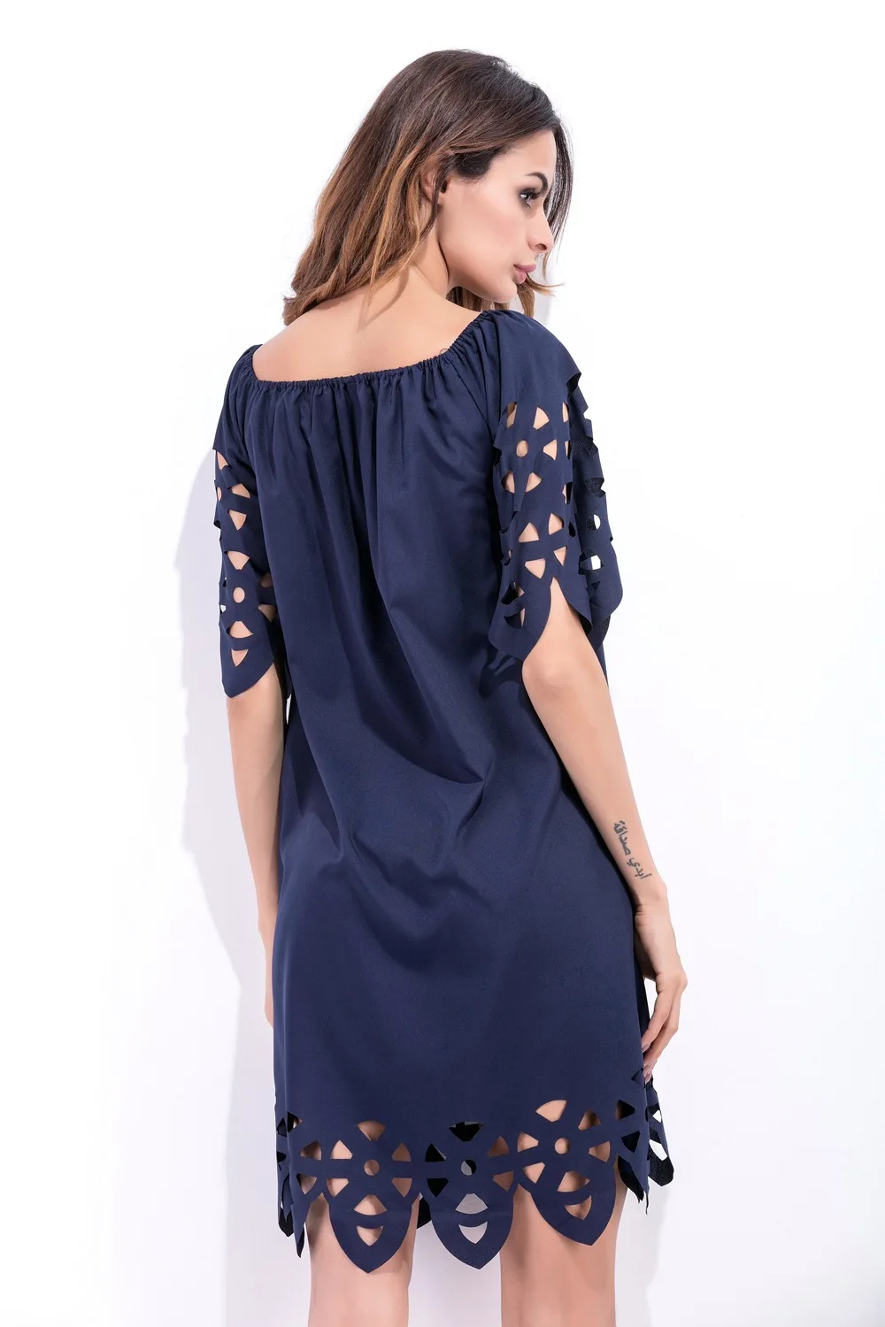 2017 Новая Мода Женщины Летний Пляж Платья Дамы Boho Белый с коротким Рукавом Cut Out С