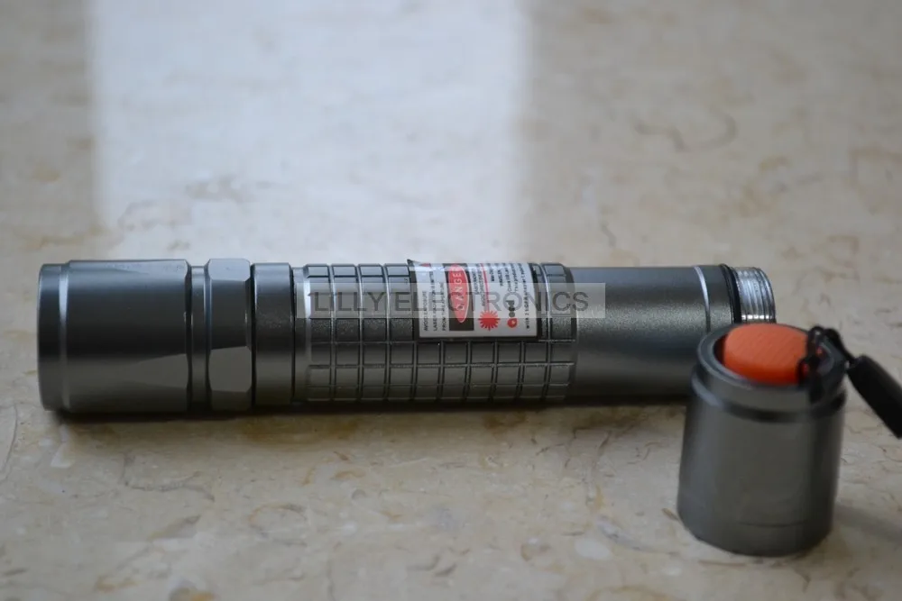 Чехол/корпус/хост для фокусируемой водонепроницаемой лазерной указки/ффонарь