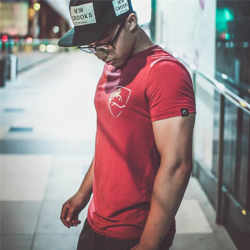Новая брендовая хлопковая футболка для мужчин ALPHALETE Gyms Фитнес Бодибилдинг облегающие рубашки мужские модные повседневные футболки с принтом