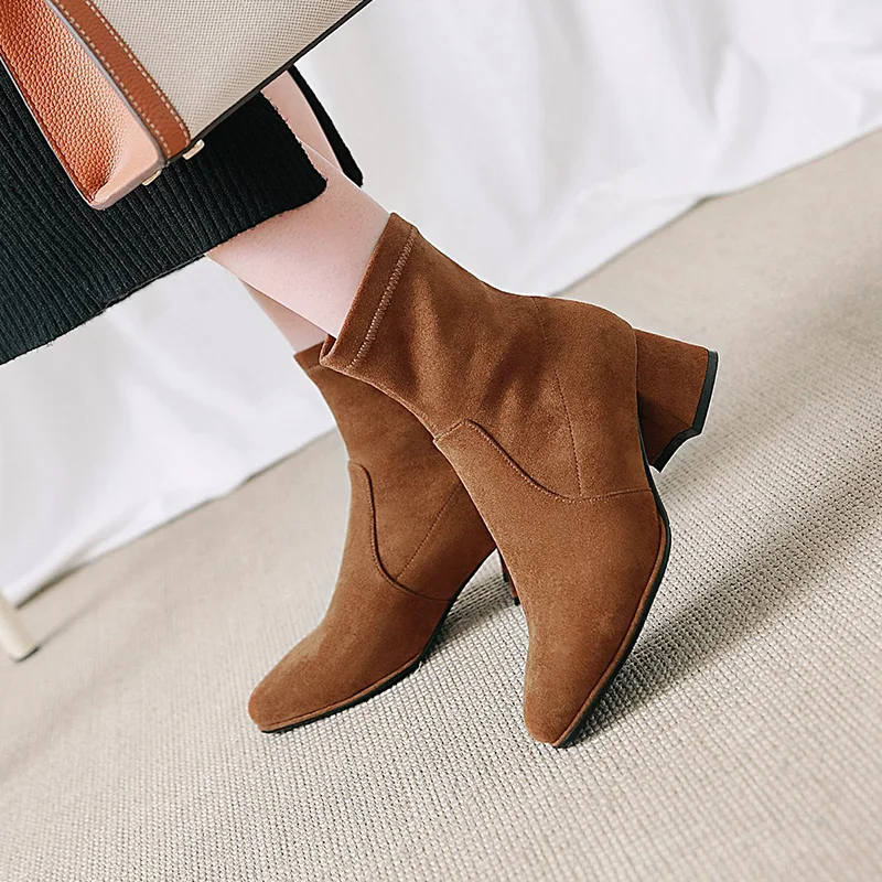 

WETKISS New Winter High Heels Ankle Women Boots Pointed Toe Short Plush Footwear Fur Suede Female Boot Shoes Women 2018 Black