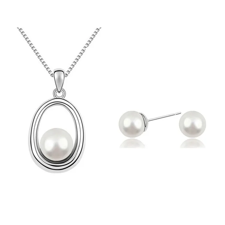 Женский ювелирный комплект из колье и серёг с искусственным жемчугом | Украшения