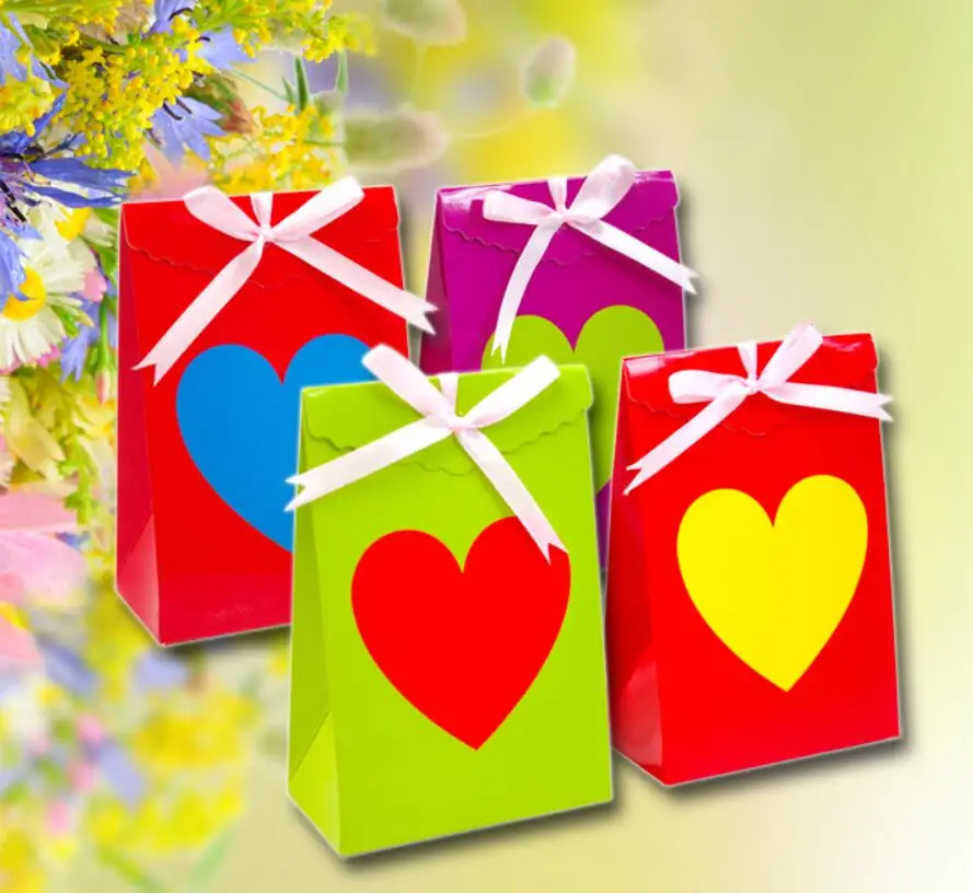 Креативная коробка для конфет с красочным сердцем свадьбы/бравечерние