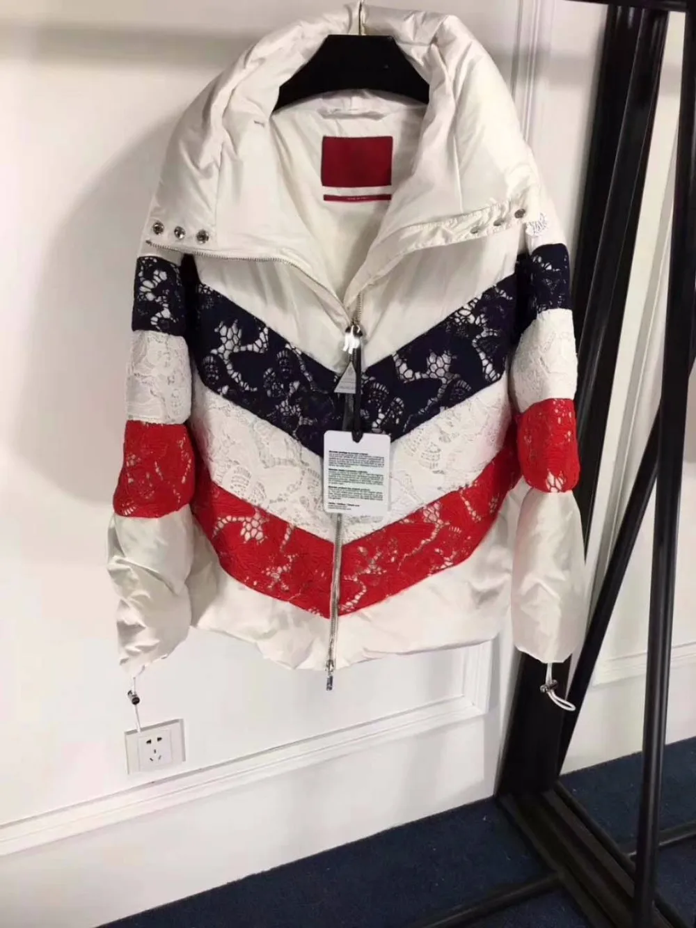2018 женский пуховик с кружевной вышивкой chaqueta mujer Женская зимняя куртка vadim