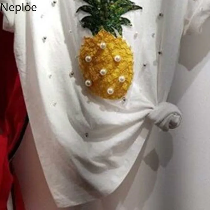Женская футболка с коротким рукавом nesloe расшитая блестками о вырезом и