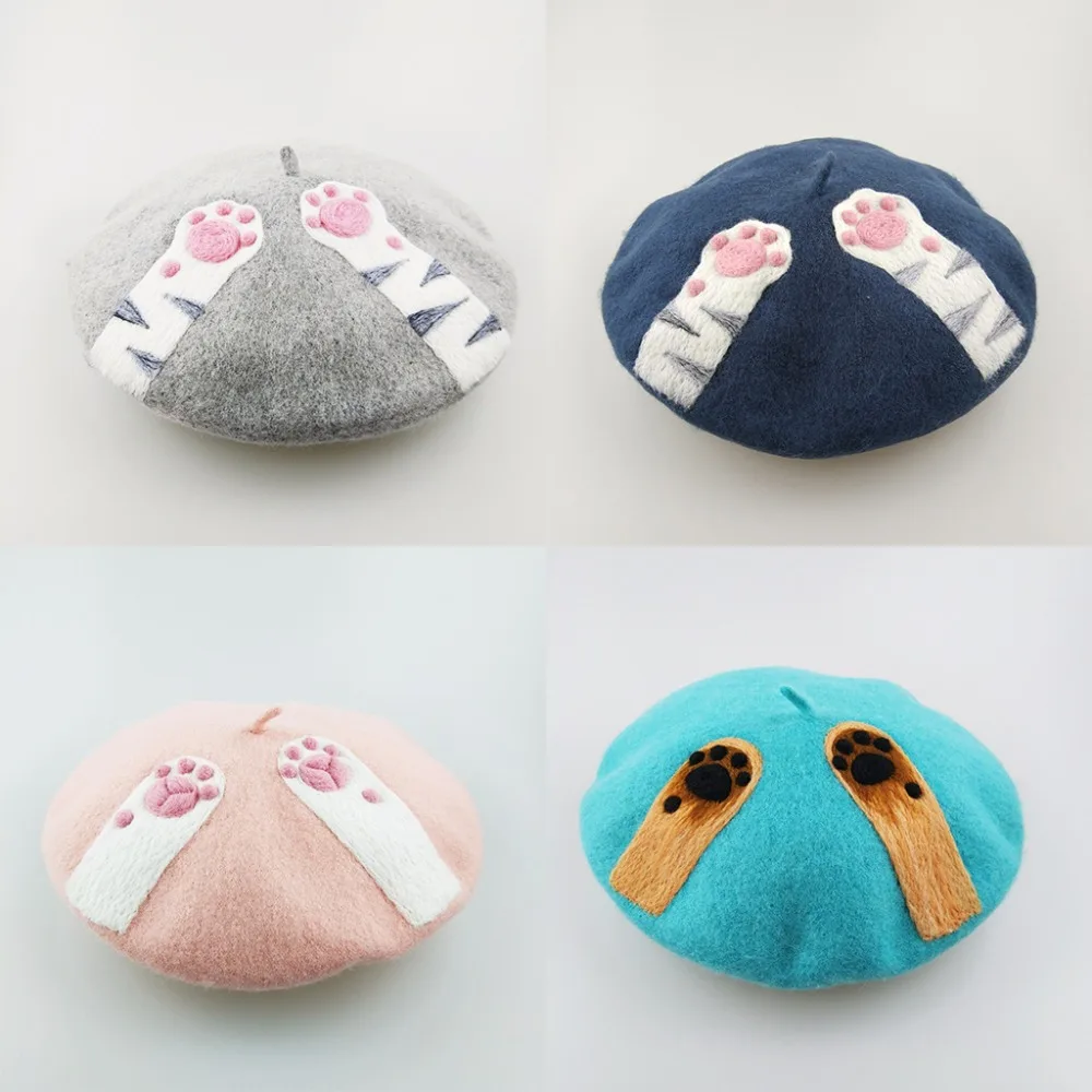 

Princess sweet lolita berets Cap Wonderland original manual wool cute cat claw cat balls Beret Japanese creative artist MXJ001