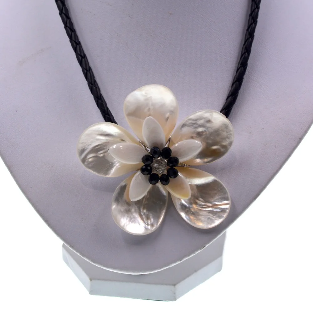 

2018 New Arrival Fashion Jewelry Black Crystal White Sea Shell Flower Choker Necklace Women Hot Selling