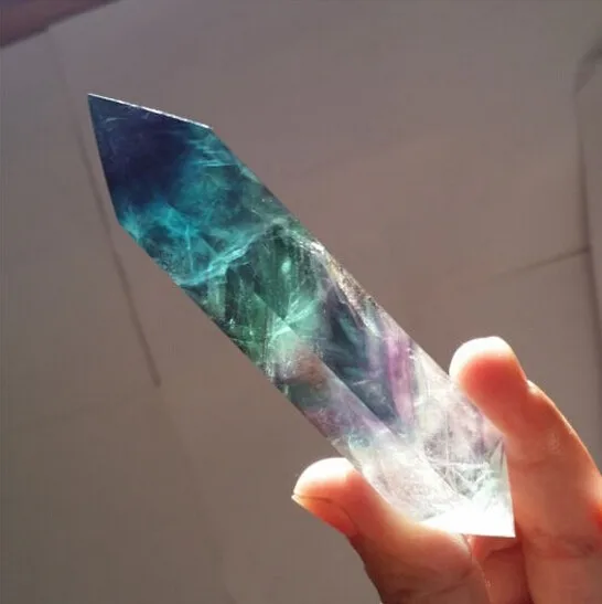 

70g NATURAL Fluorite QUARTZ CRYSTAL WAND POINT HEALING