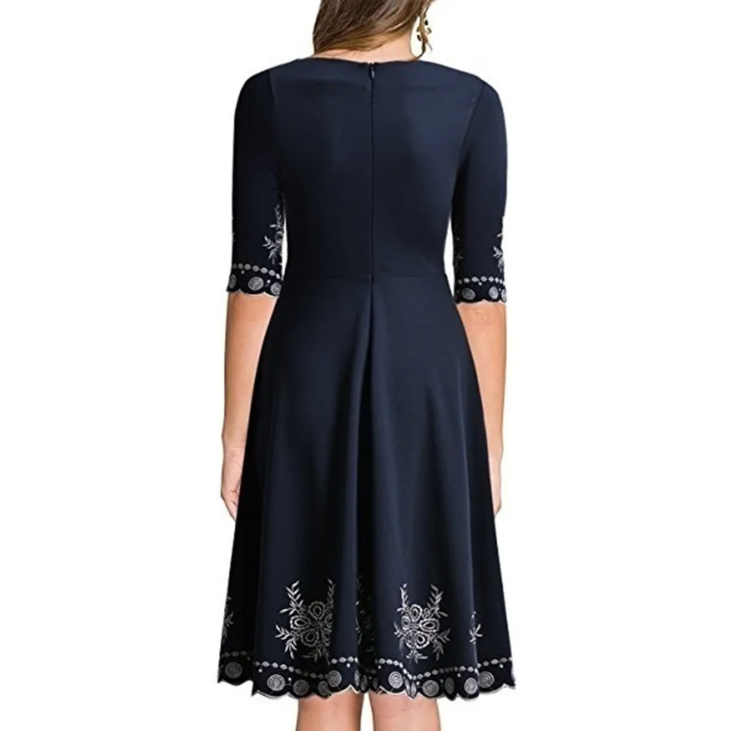 Женское платье модное повседневное облегающее мини с круглым вырезом и коротким