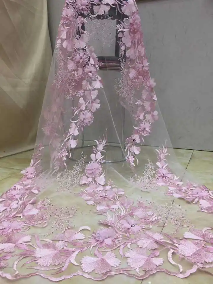 

Nigerian Lace Fabric 2019 High Quality Lace 3d Lace Fabric Wedding African With Beads Nigerian French Lace Fabric XZ149