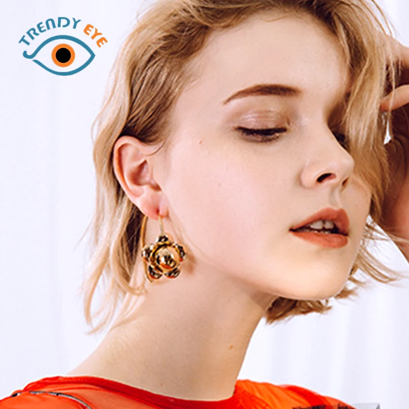 Модные глаз Для женщин Винтаж цветок обруч серьги женский сплава золотые Цвет
