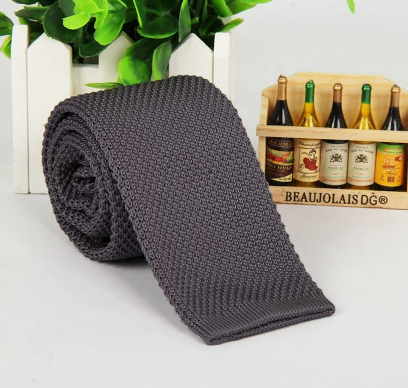 Бесплатная доставка + оптовая продажа вязаный однотонный галстук тонкий узкий на