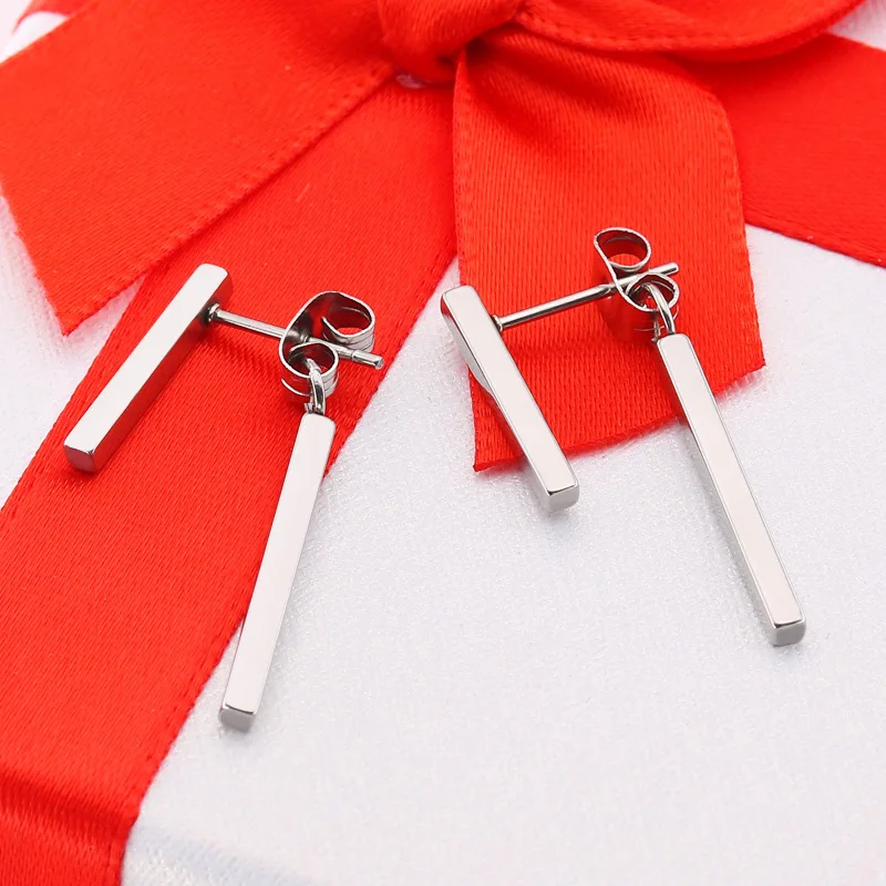 Женские прямоугольные серьги-гвоздики из нержавеющей стали цвета розового