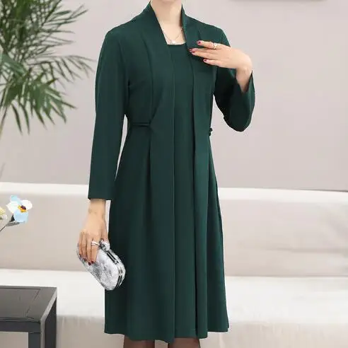 Женское платье с длинным рукавом Clobee длинное двойка средней длины драпировкой