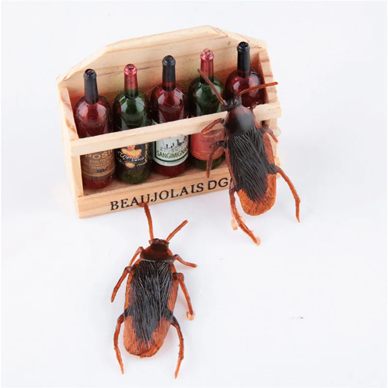 

10pcs/lot funny fake cockroach roach roaches bug prank toys halloween party holiday supplies kids gifts craft home decoration
