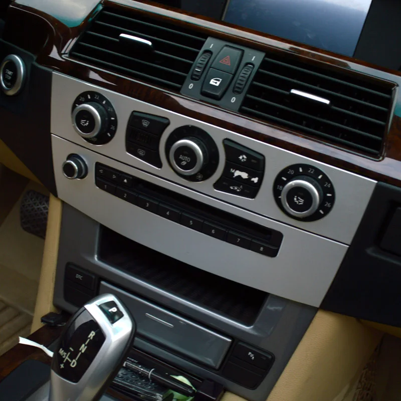 2 шт. декоративные наклейки для автомобильной консоли BMW 5 серии E60 2006 10|Наклейки на