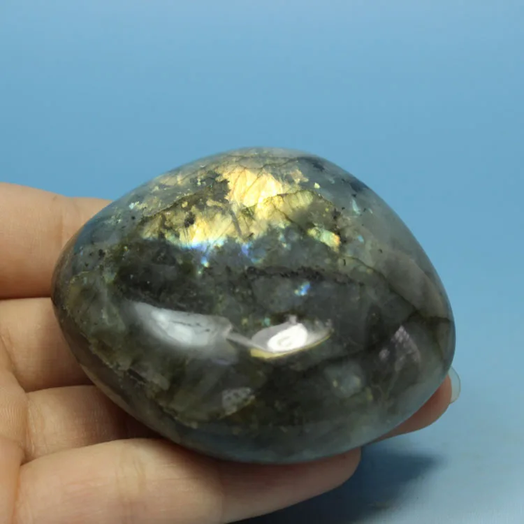 Натуральный минеральный флуоресцентный камень лабрадорита