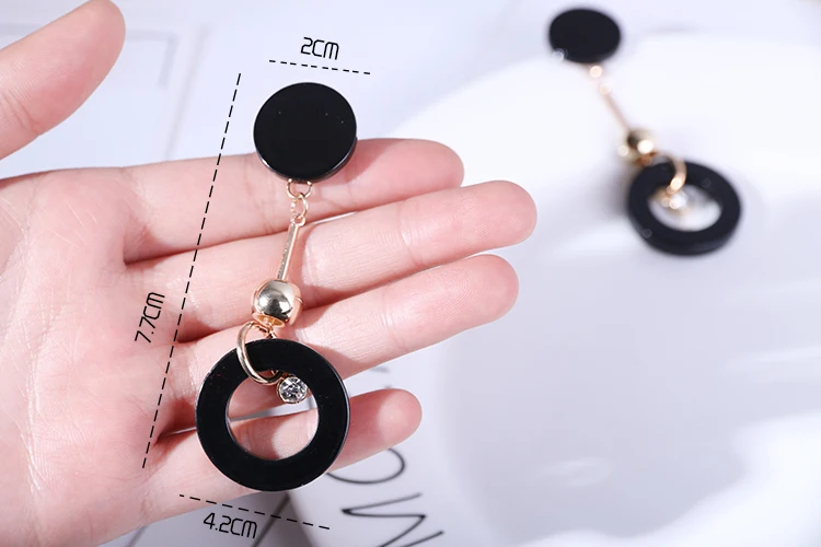 Blitheyo модные Интимные аксессуары акрил круг Современная Серьги преувеличивать