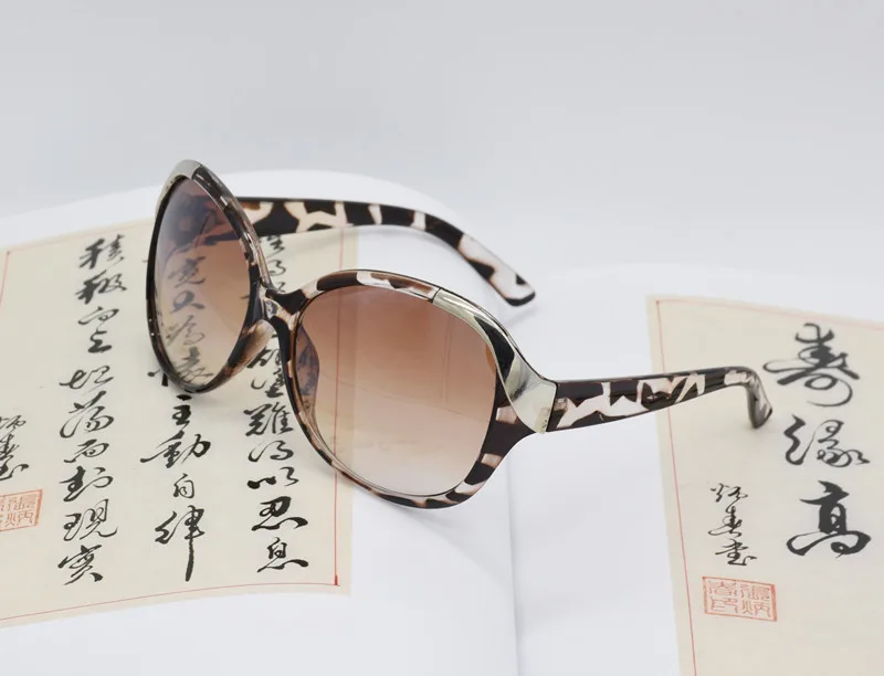 Очки солнцезащитные женские в винтажном стиле 167 м | Аксессуары для одежды