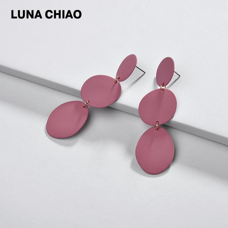 LUNA CHIAO матовый цвет покрытие металлические Висячие Эффектные серьги для женщин неправильной формы Длинные свисающие серьги