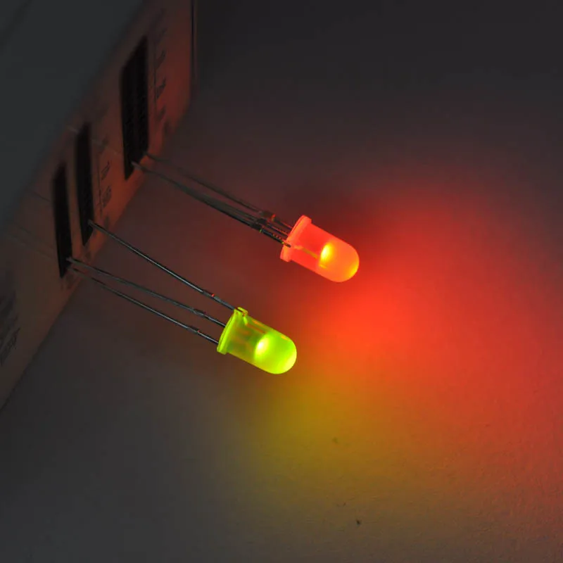 PHISCALE 50 шт. 5 мм красный/зеленый двухцветный светодиодный общий анод Круглый с