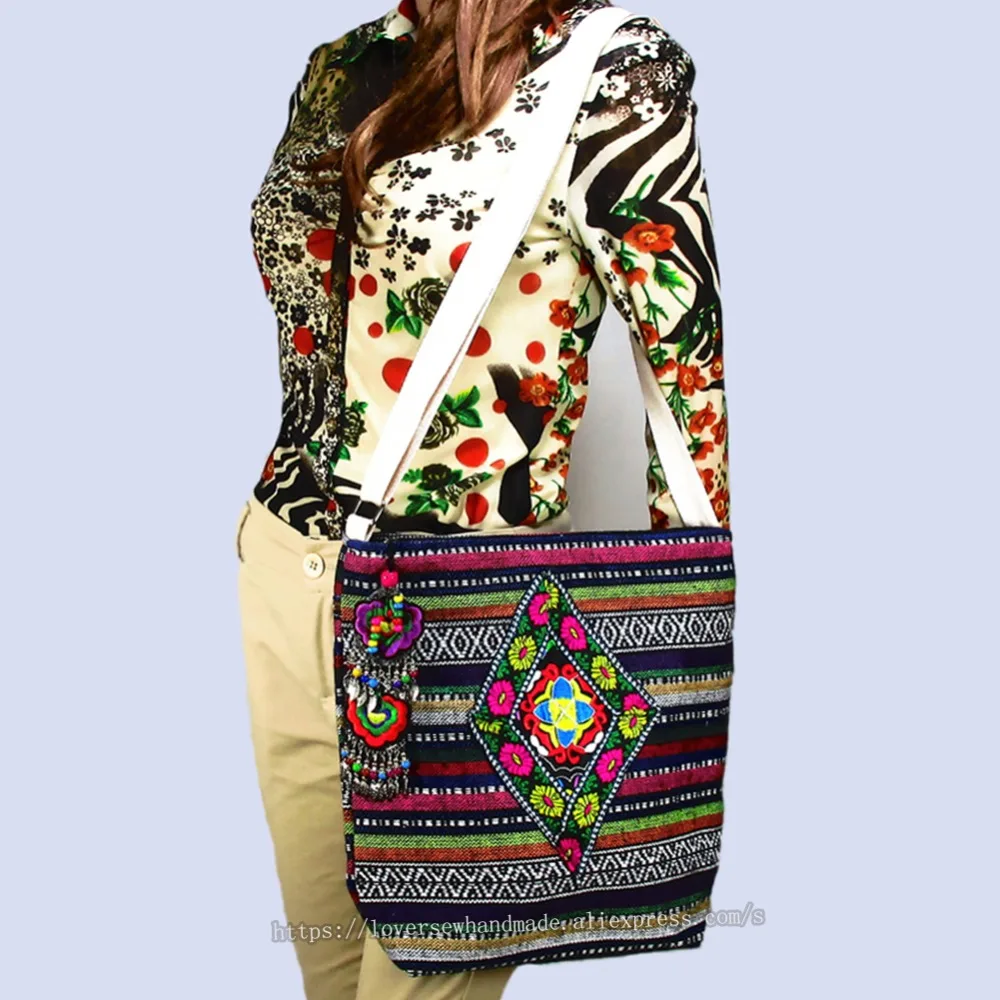 Фото Бесплатная доставка, винтажная Hmong Этническая тайская индийская сумка в стиле бохо, сумка через плечо для женщин, гобелен с вышивкой №2