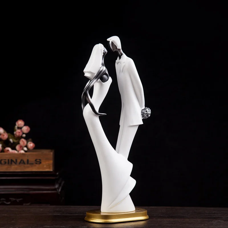 Статуэтка ручной работы из смолы для новобрачных пар белая возлюбленного