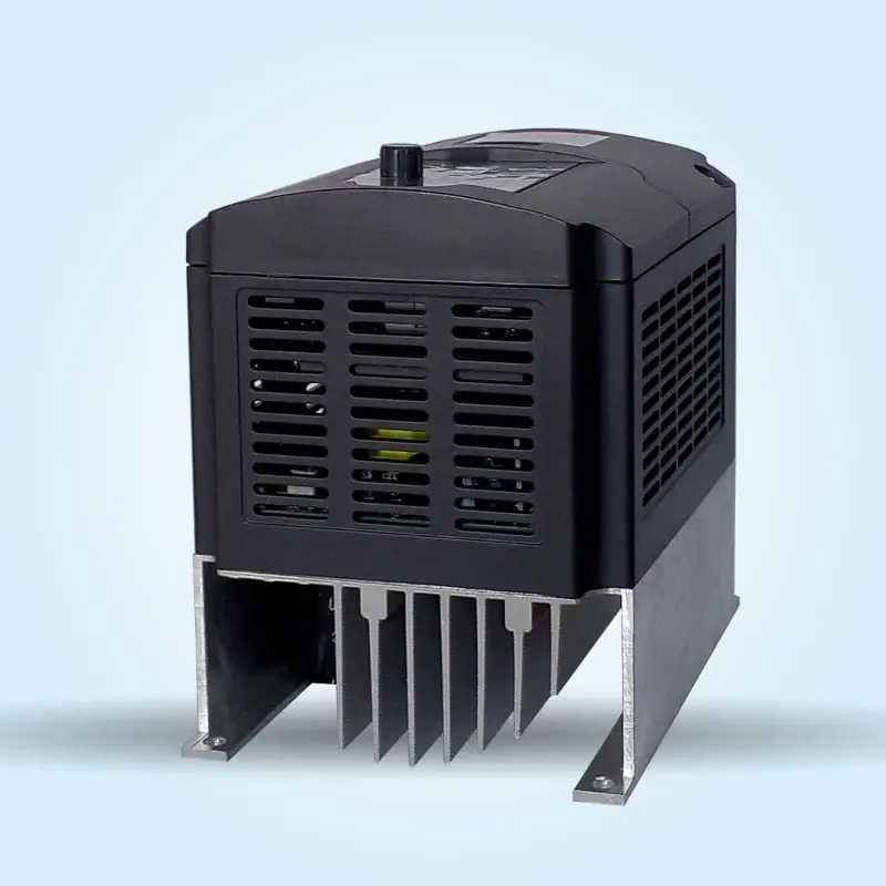 

VFD new inverter CNC Spindle motor speed control 220V1.5KW/2.2KW/4KW 220v 1P input 3P OUT frequency inverter for motor