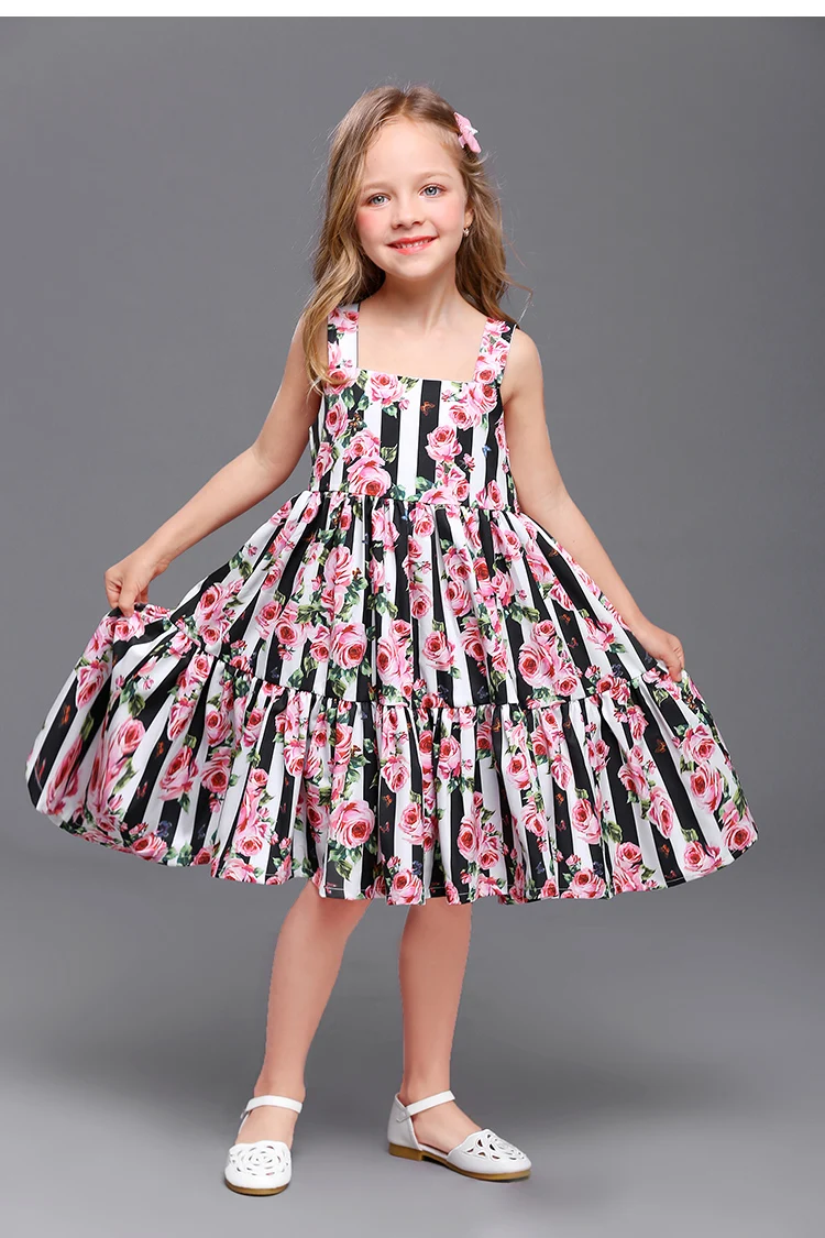 

Summer children fashion clothes family matching outfits kids mom girl striped flower holiday dress mother daughter beach dresses
