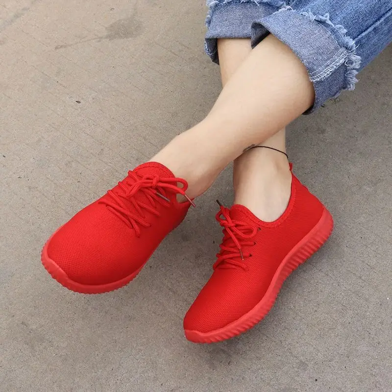 Tenis feminino; Новинка года; сезон осень; дышащие женские вулканизированные кроссовки; Повседневная легкая обувь; обувь на шнуровке; слипоны на плоской подошве