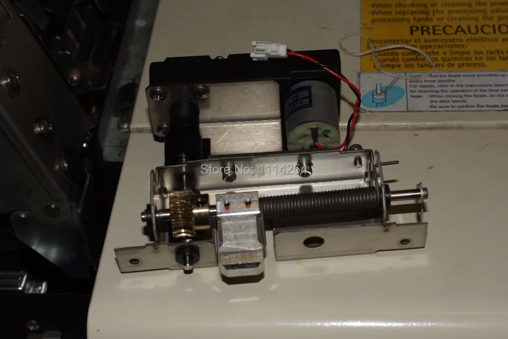 Noritsu QSS2901 minilab часть Z023530 Оригинал используется в хорошем состоянии|used plastic injection