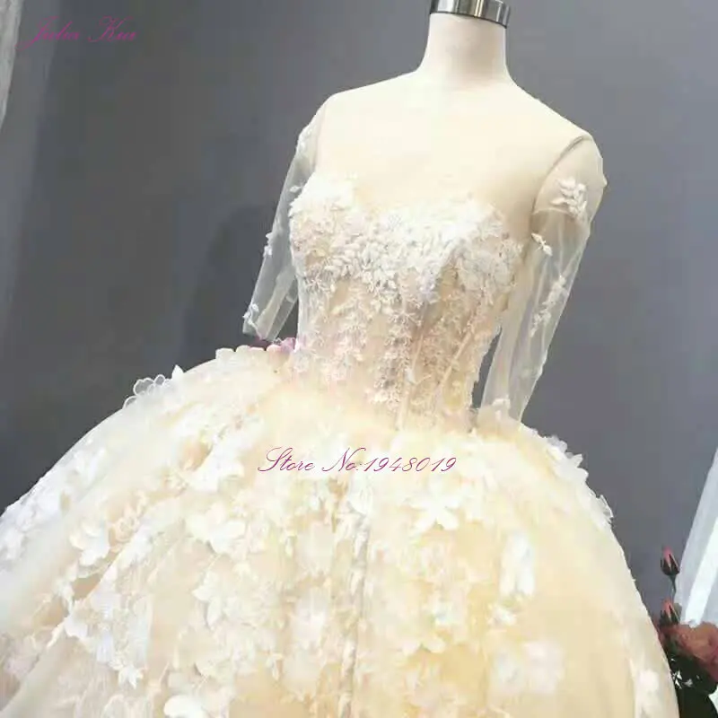 Romantic Illusion Sweetheart Half Sleeves Ball Gown With Embroidery Beading Lace Applique Floral Prints Lace Up Wedding Dresses