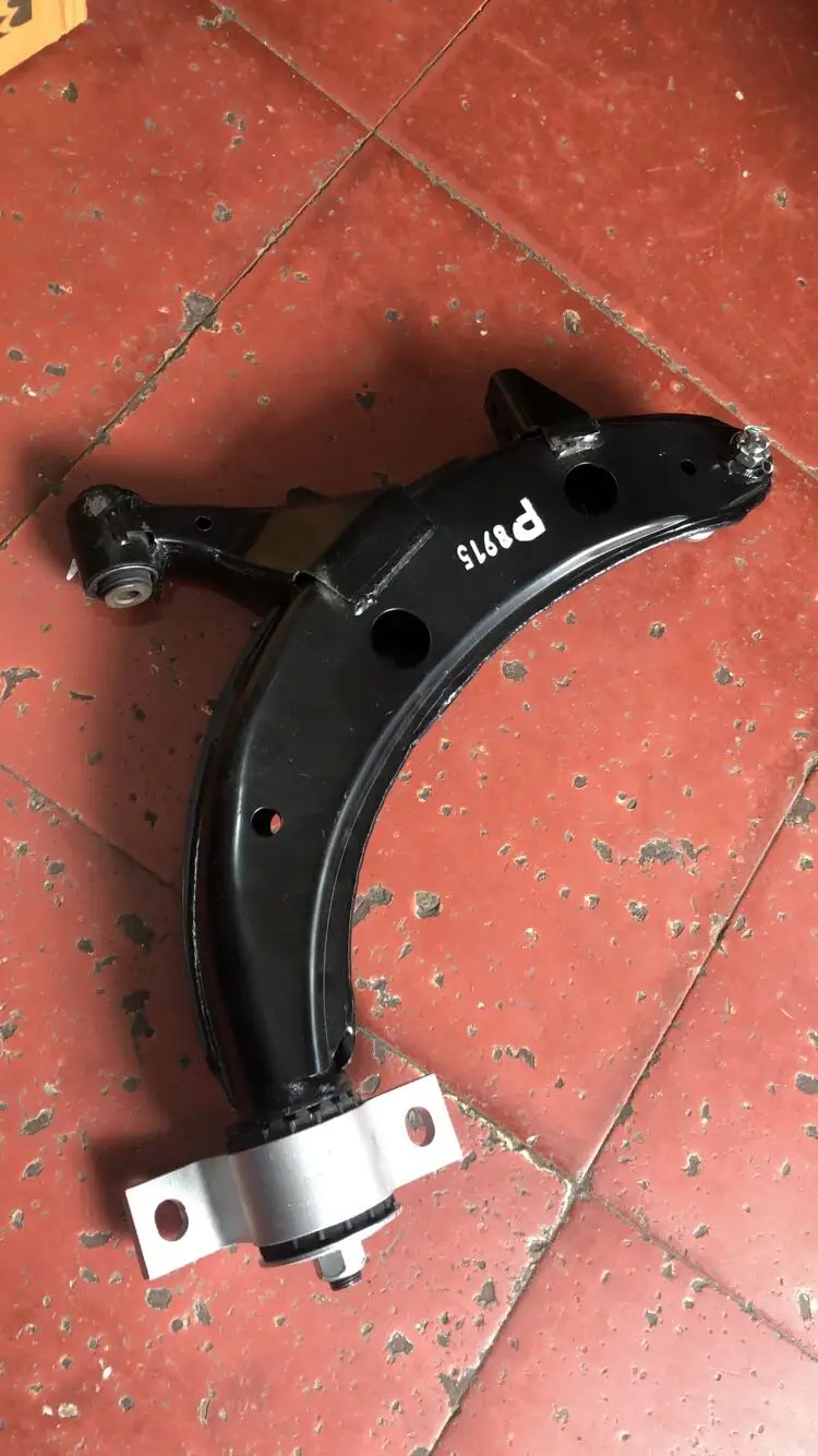 20202SA000 20202SA010 передний нижний рычаг влево или вправо SUBARU FORESTER (SG _)|МКПП и запчасти| |