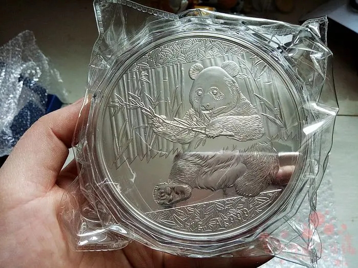 2017 панда серебряная монета 1 кг памятные монеты с сертификатом и коробкой для