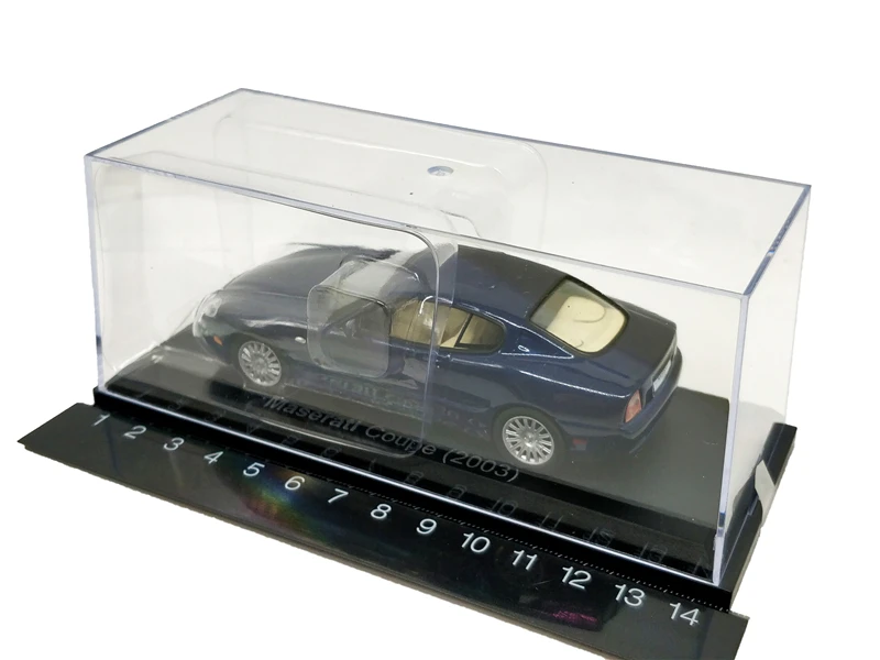 

1:43 Maserati Coupe 2003 Diecast Model Car
