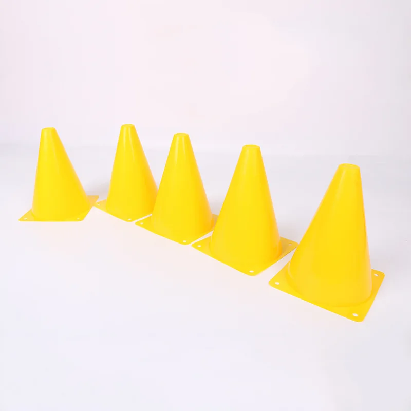 Yellow 10 шт. 7 дюймов Футбол тренировка ловкости Конус Маркер безопасности дорожного движения Футбол Бейсбол практика ловкость маркеры конусы для детей и взрослых - Цвет: Yellow