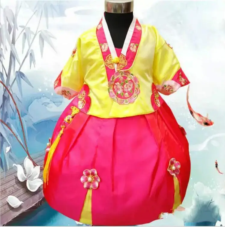 

Multi Color Children's Korean Princess Dress Minority Clothing Traditional Costumes Dancing Girls Hanbok Stage Performance.