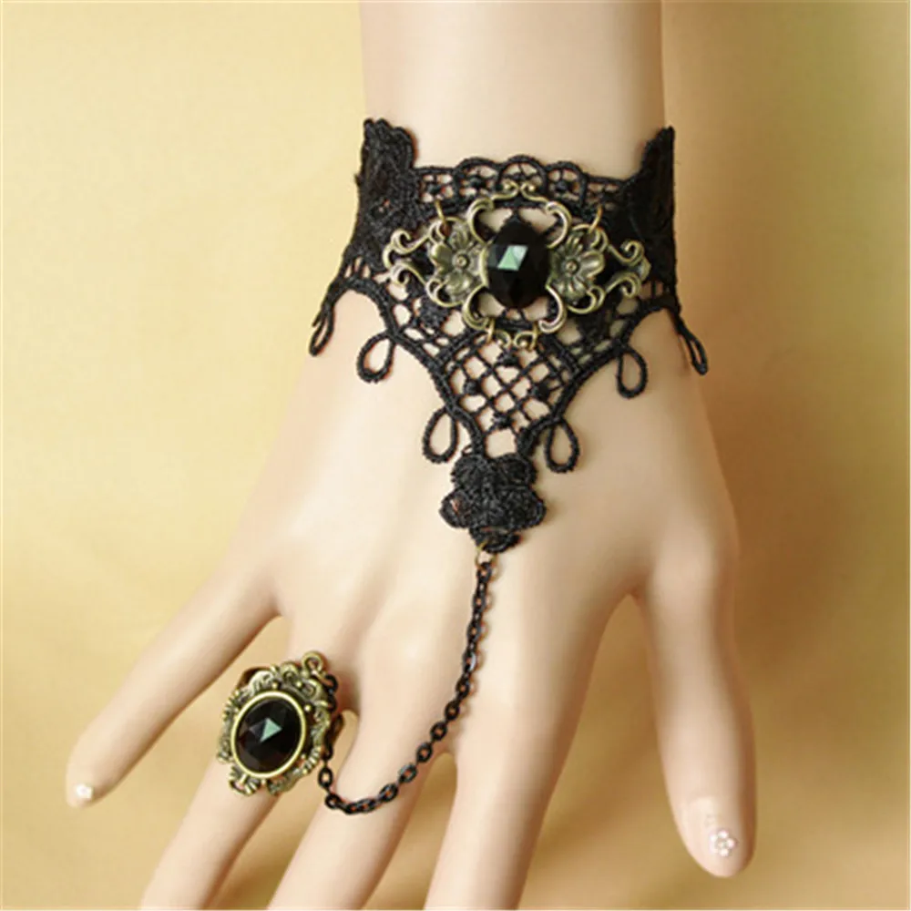 Vintage Charm Steampunk Black White Lace bracelet Retro Gothic Rose Flower Finger Hand Chain Harness bangles | Тематическая одежда
