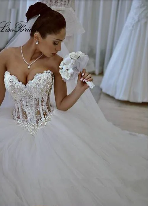 Vestidos de noiva Новое милое бальное платье без рукавов с длинным шлейфом Тюль бусинами