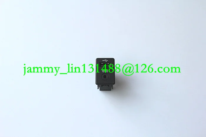 Бесплатная доставка OEM 2 в 1 USB AUX переключатель для RCD510 RNS510 RNS315 RCD500 RNS300 RCD300 RCD200 GOLF MK6