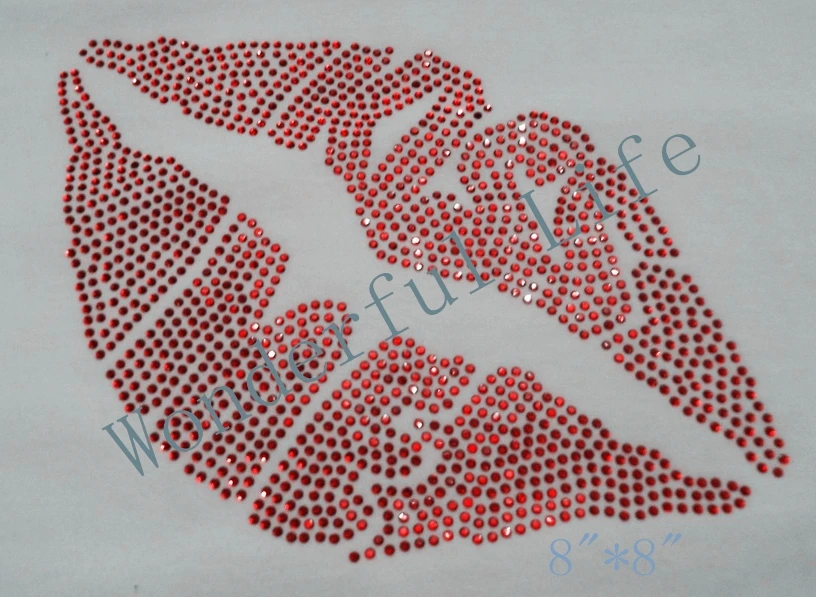 Бесплатная доставка футболка с надписью Губы Поцелуй меня Железный На горном