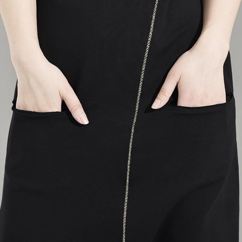 [EAM] New Autumn Winter High Waist Ling Split Joint One Shulder Loose Long Pants Women Jumpsuit Fashion Tide LA9150