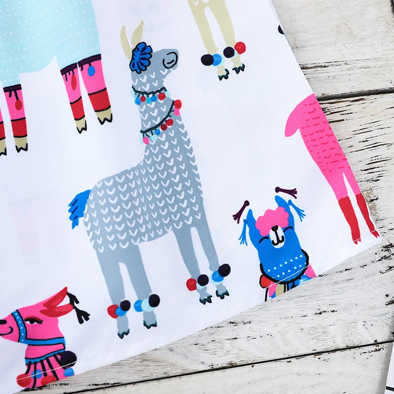 Летнее платье для девочек разноцветное с рисунком альпаки и радужной расцветки