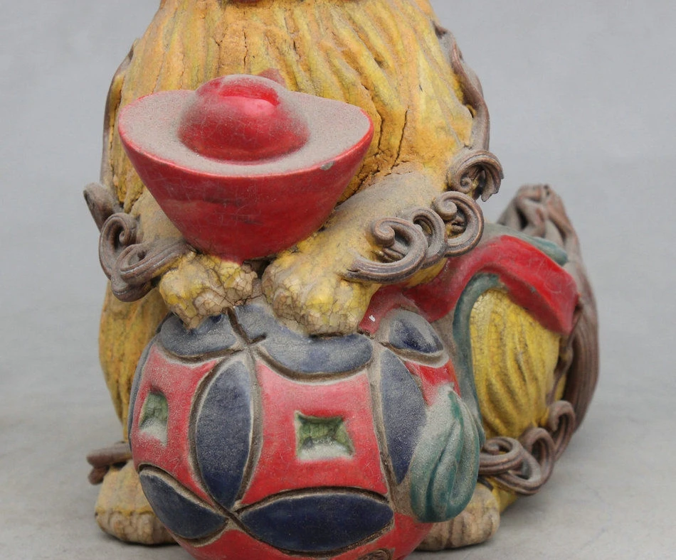 Folk Chinese wucai Porcelain wealth yuanbao Lucky Dog PiXiu statue pray ball | Дом и сад