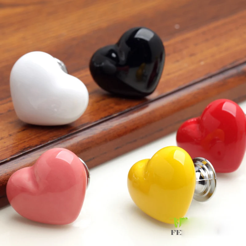 Комплект из 2 предметов белый черный и розовый цвета любящее сердце Керамика